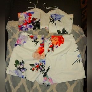 Floral shorts set